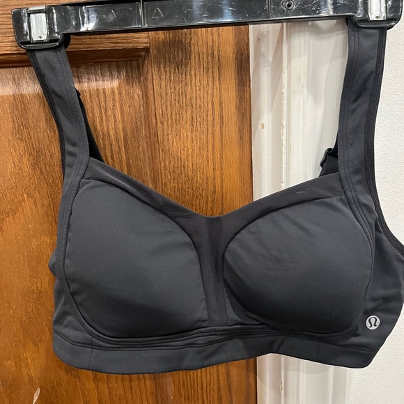 lululemon athletica Black Sports Bra
*sold locally - Picture 1 of 4